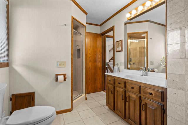 4102 Grimes Avenue S, Edina, MN 55416