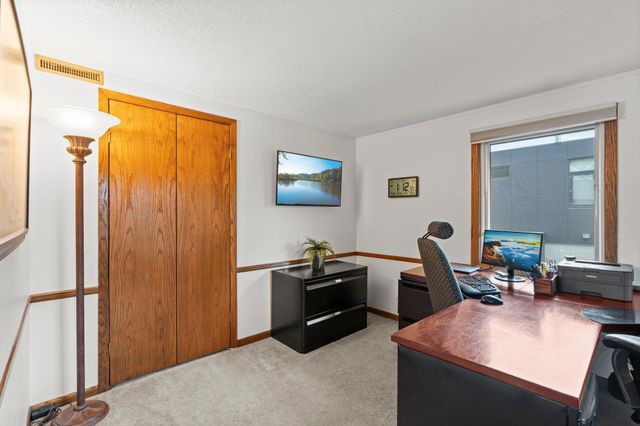 4102 Grimes Avenue S, Edina, MN 55416