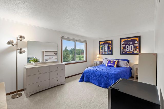 4102 Grimes Avenue S, Edina, MN 55416
