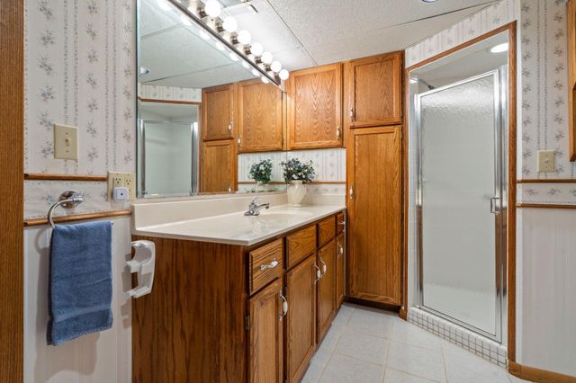 4102 Grimes Avenue S, Edina, MN 55416