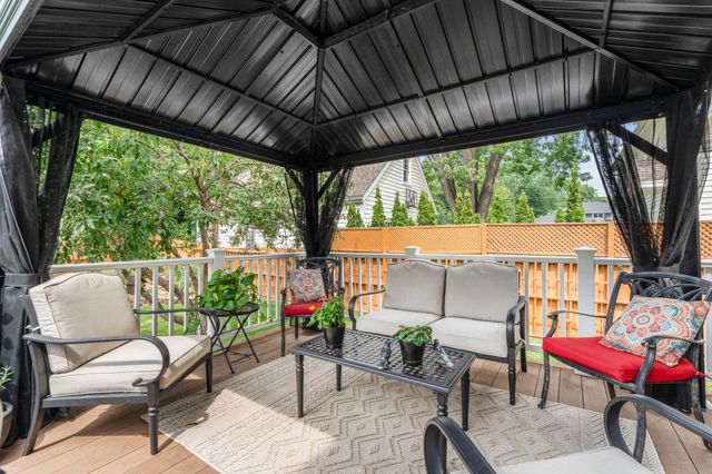 4102 Grimes Avenue S, Edina, MN 55416