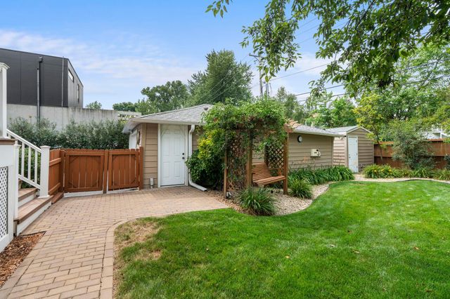 4102 Grimes Avenue S, Edina, MN 55416