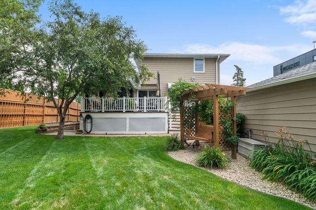 4102 Grimes Avenue S, Edina, MN 55416