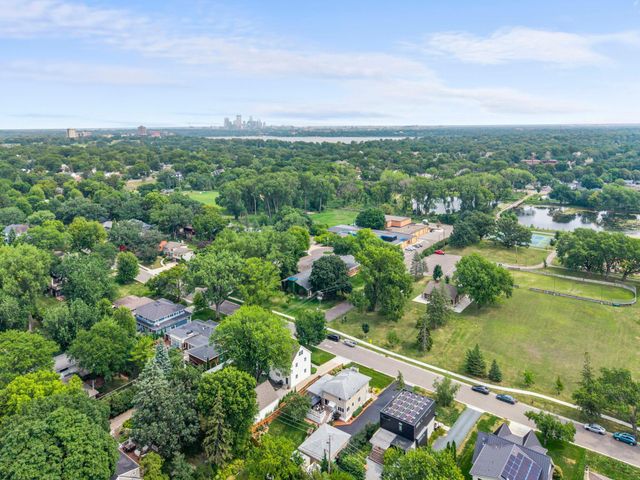 4102 Grimes Avenue S, Edina, MN 55416