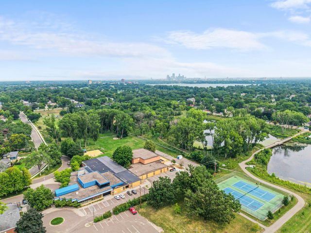 4102 Grimes Avenue S, Edina, MN 55416