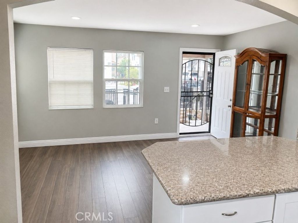 344 342 E 81st, Los Angeles, CA 90003
