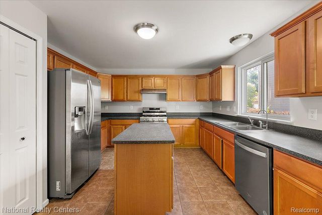 9780 David Lane, White Lake Charter Township, MI 48386
