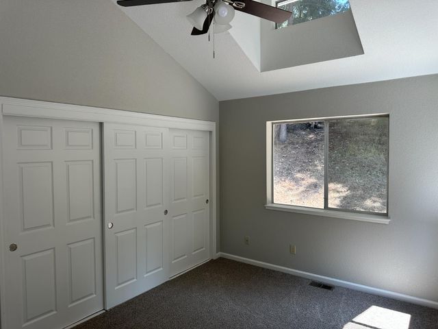 5801 Lupin Ln, Pollock Pines, CA 95726