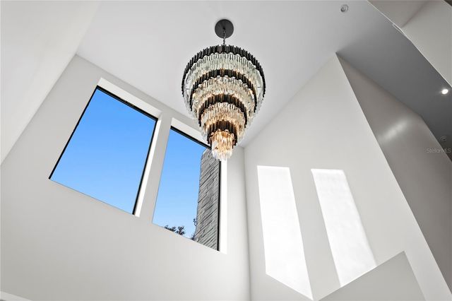 4305 W ZELAR STREET, Tampa, FL 33629