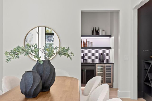 4305 W ZELAR STREET, Tampa, FL 33629