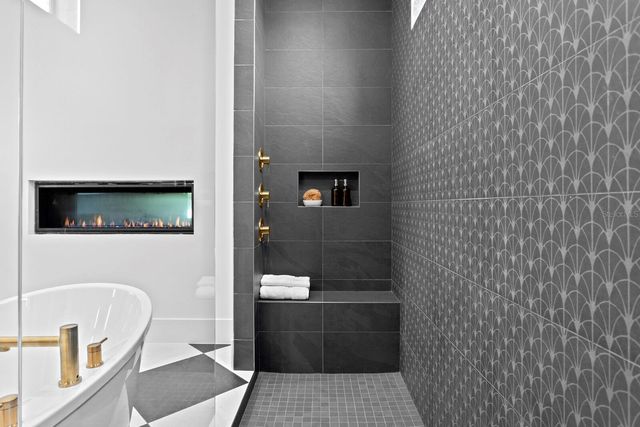 4305 W ZELAR STREET, Tampa, FL 33629