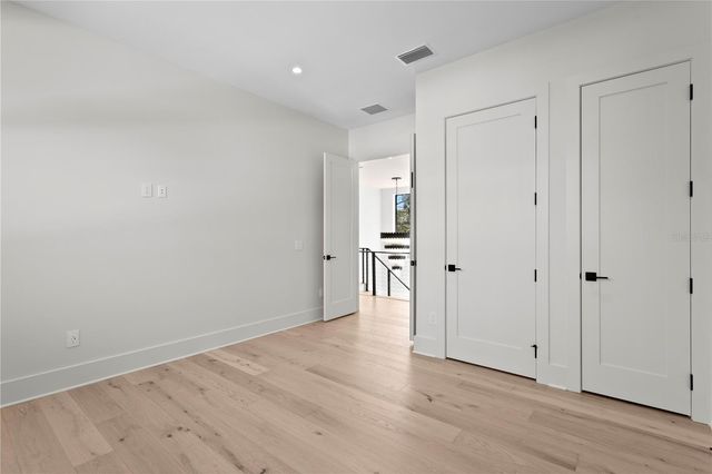 4305 W ZELAR STREET, Tampa, FL 33629