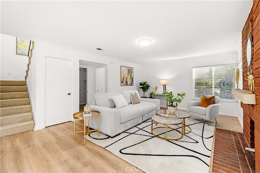 property-img