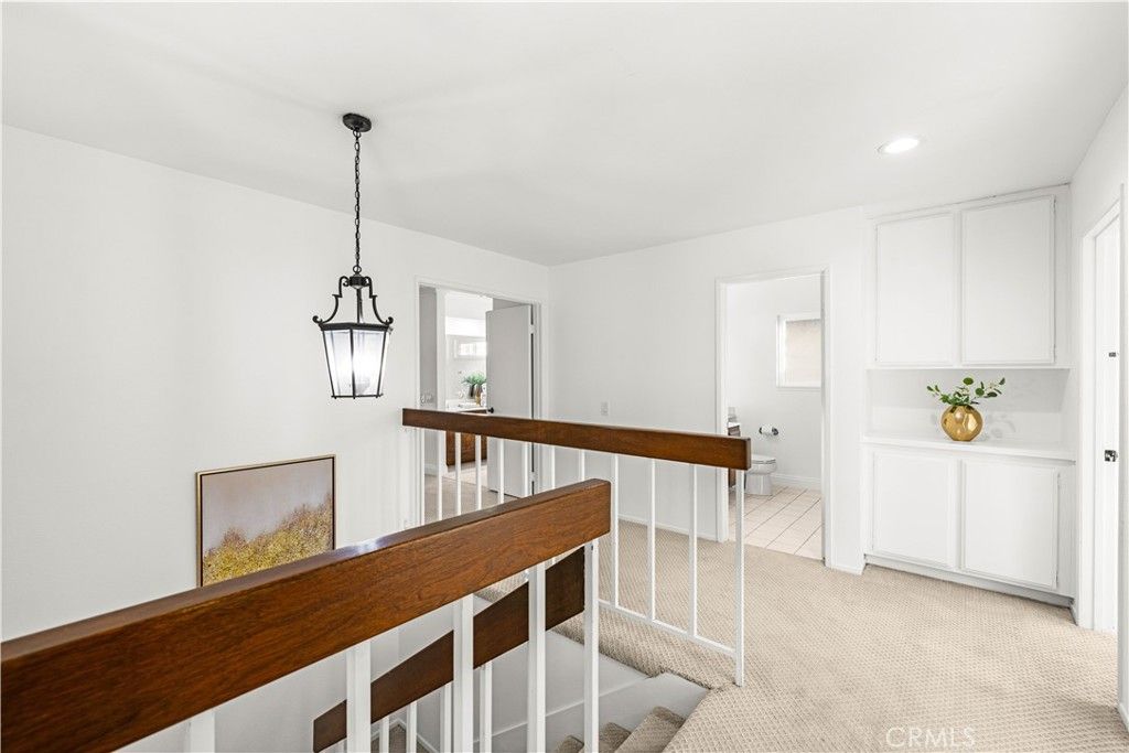 property-img