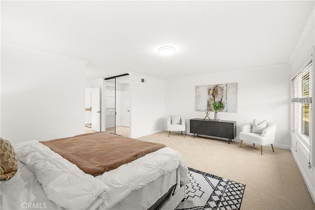 property-img