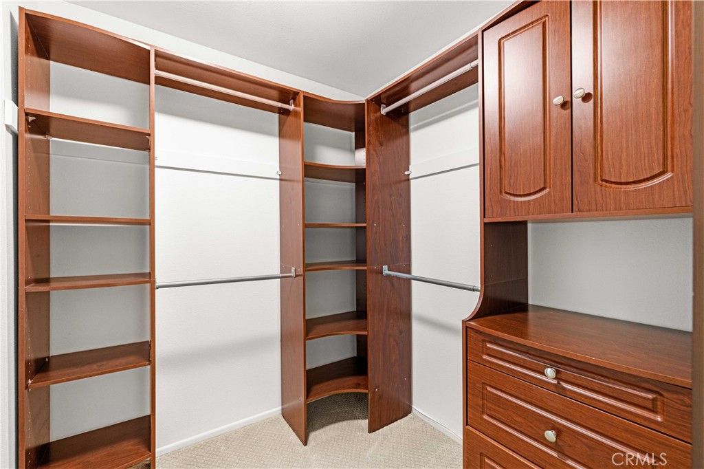 property-img