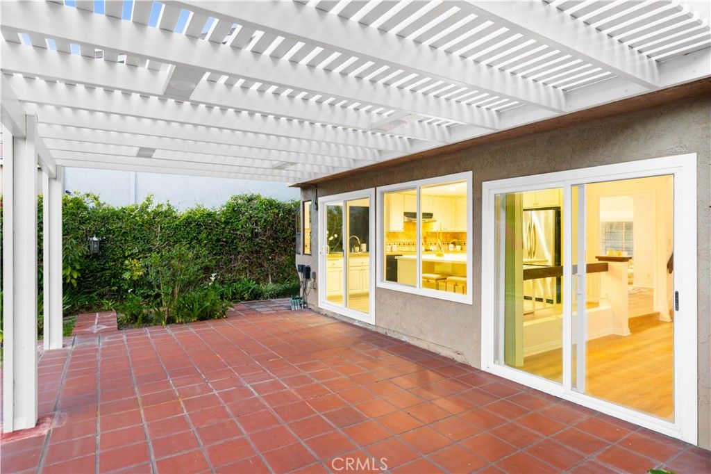 property-img