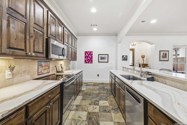 2796 Indian Wells, Kerrville, TX 78028