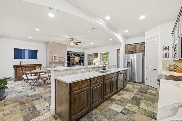 2796 Indian Wells, Kerrville, TX 78028