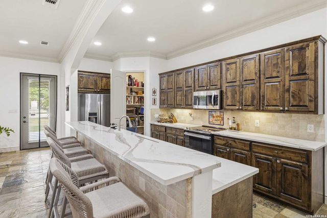 2796 Indian Wells, Kerrville, TX 78028