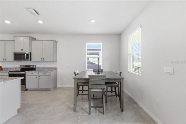 1413 TROPICAL OASIS AVENUE, Plant City, FL 33565
