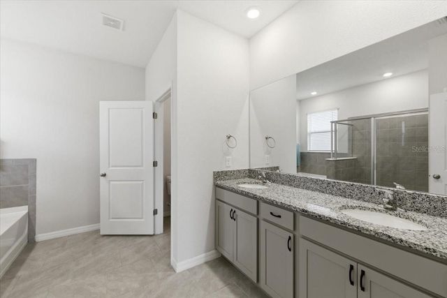 1413 TROPICAL OASIS AVENUE, Plant City, FL 33565
