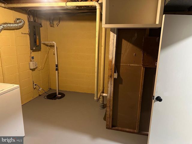 5363 KING ARTHUR, Baltimore, MD 21237