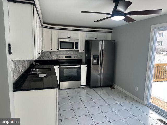 5363 KING ARTHUR, Baltimore, MD 21237