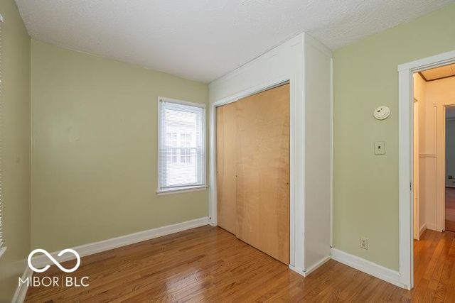 611 S Worth Avenue, Indianapolis, IN 46241