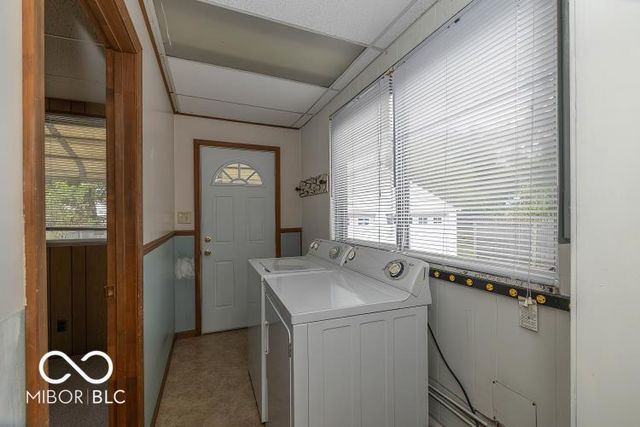 611 S Worth Avenue, Indianapolis, IN 46241