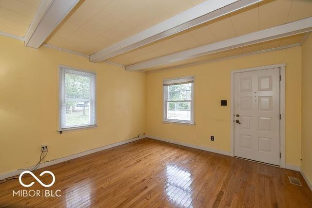 611 S Worth Avenue, Indianapolis, IN 46241