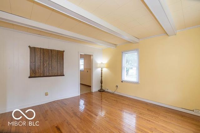 611 S Worth Avenue, Indianapolis, IN 46241