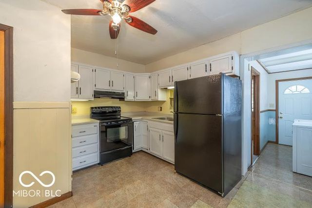 611 S Worth Avenue, Indianapolis, IN 46241