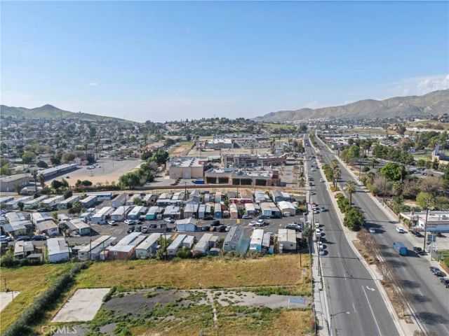 6154 Mission 03, Jurupa Valley, CA 92509