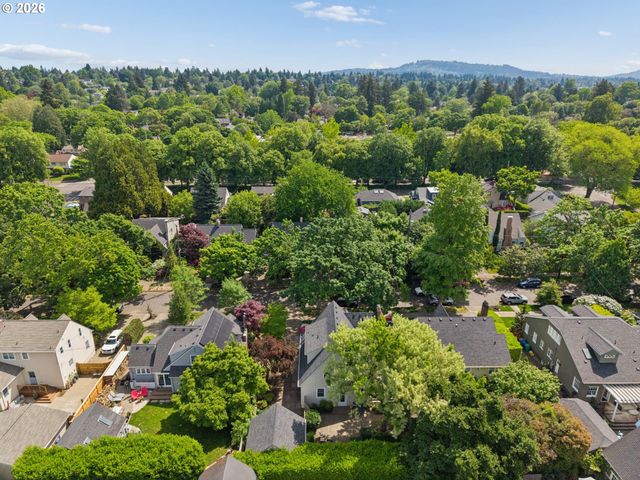 7703 Se 32nd Ave, Portland, OR 97202