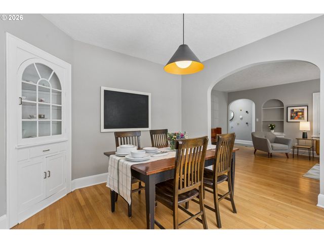 7703 Se 32nd Ave, Portland, OR 97202