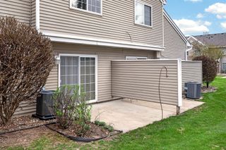 6855 Woodland Avenue 912, West Des Moines, IA 50266