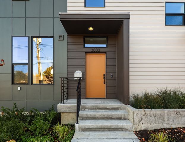 3003 S Dakota Street, Seattle, WA 98108