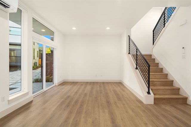 3003 S Dakota Street, Seattle, WA 98108