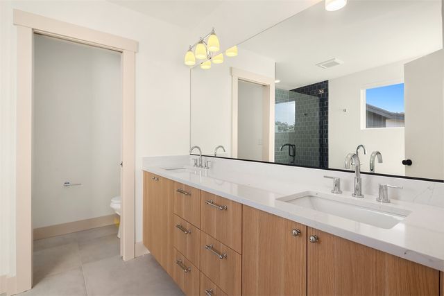3003 S Dakota Street, Seattle, WA 98108