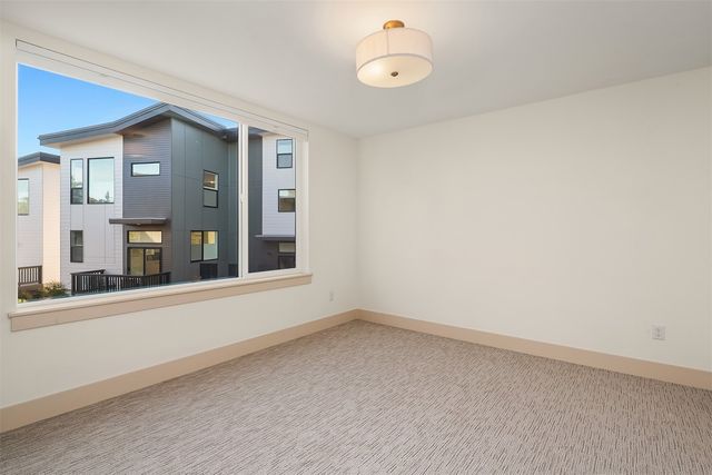 3003 S Dakota Street, Seattle, WA 98108