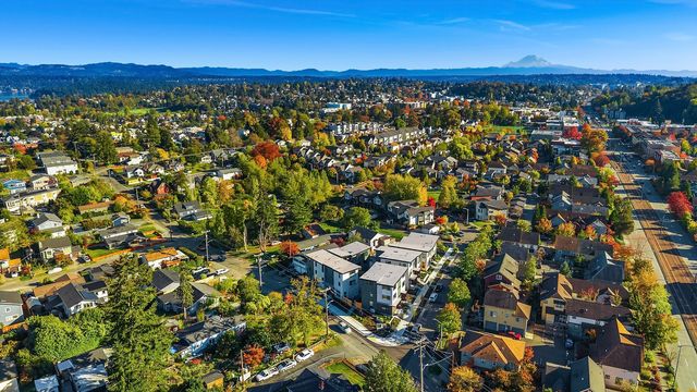 3003 S Dakota Street, Seattle, WA 98108