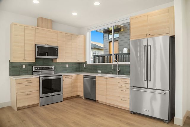3003 S Dakota Street, Seattle, WA 98108