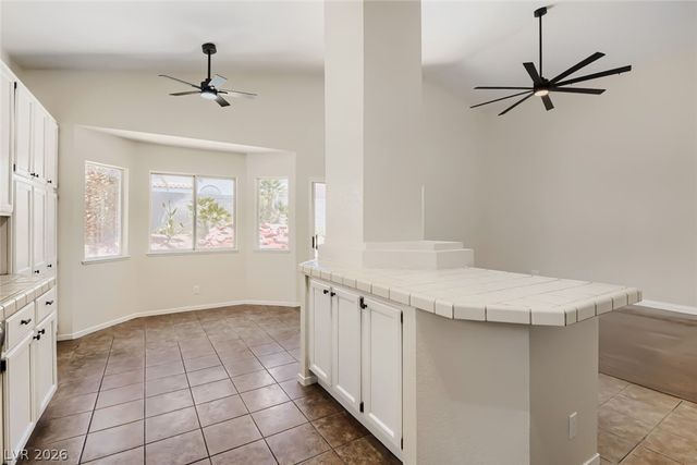 9404 Shipboard Court, Las Vegas, NV 89117