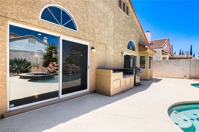 9404 Shipboard Court, Las Vegas, NV 89117