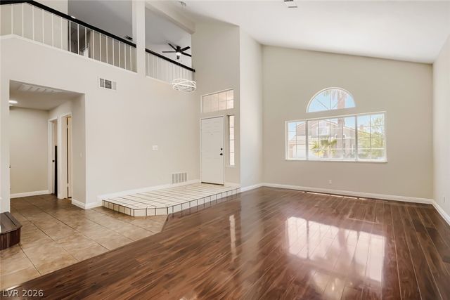 9404 Shipboard Court, Las Vegas, NV 89117