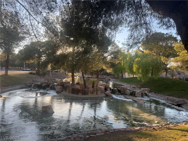 9404 Shipboard Court, Las Vegas, NV 89117