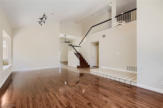9404 Shipboard Court, Las Vegas, NV 89117