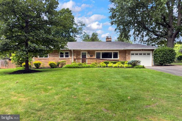 9021 WEIR ST, Manassas, VA 20110