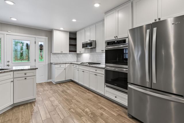 9021 WEIR ST, Manassas, VA 20110